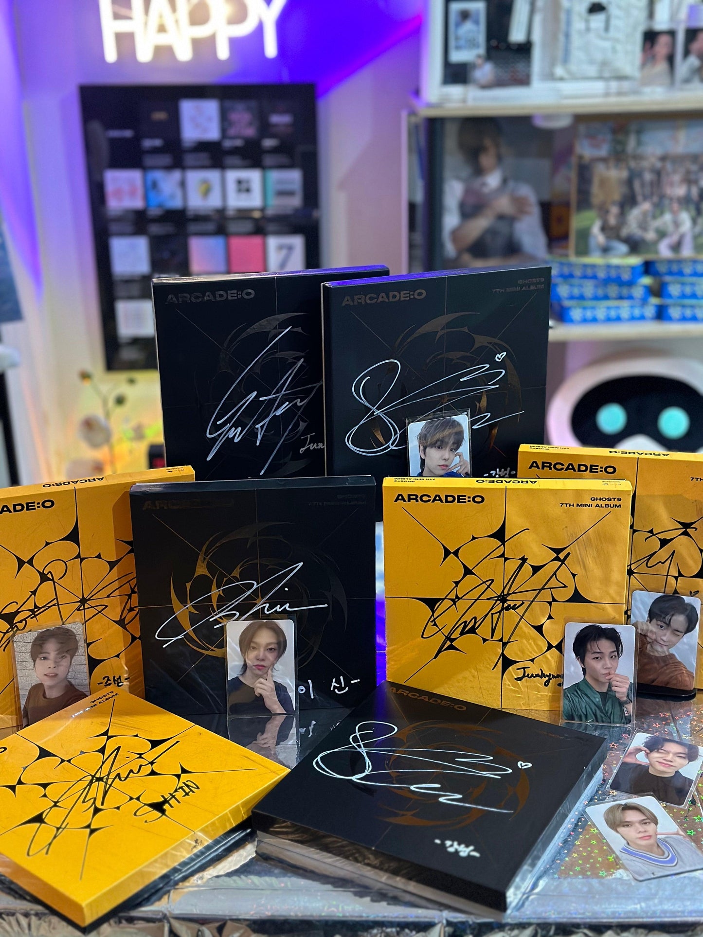 [Signed] GHOST9 - 7th MINI ALBUM [ARCADE : O] (Random) AUTOGRAFIADO + PHOTOCARD - K-POP WORLD