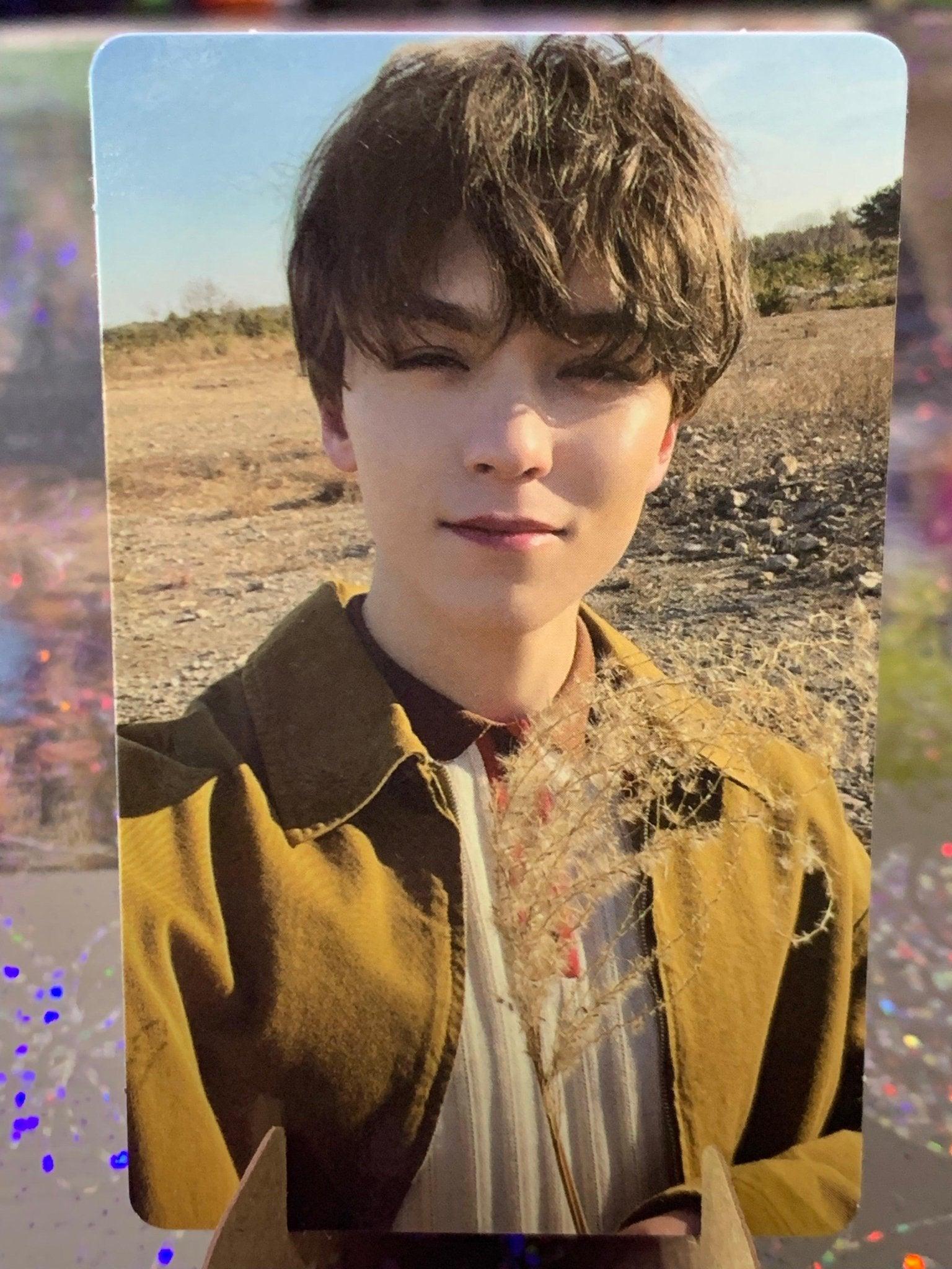 SEVENTEEN VERNON - P.O.B PHOTOCARDS - K-POP WORLD (7390650990727)