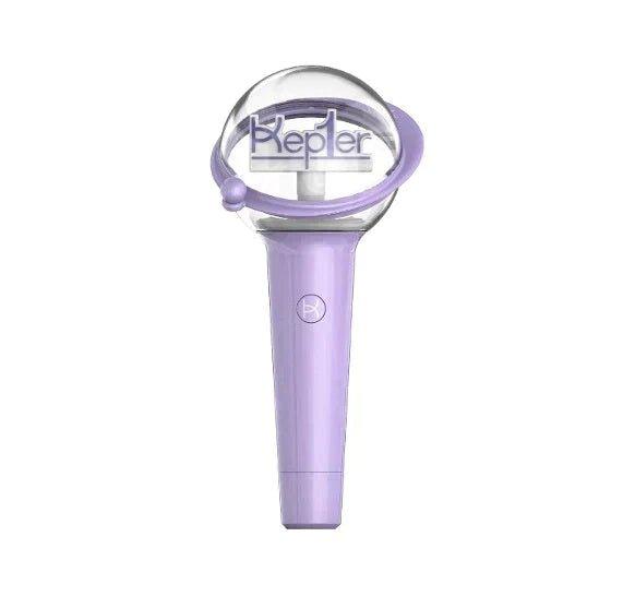 (SOBREPEDIDO) KEP1ER - OFFICIAL LIGHT STICK - K-POP WORLD (6817400029319)