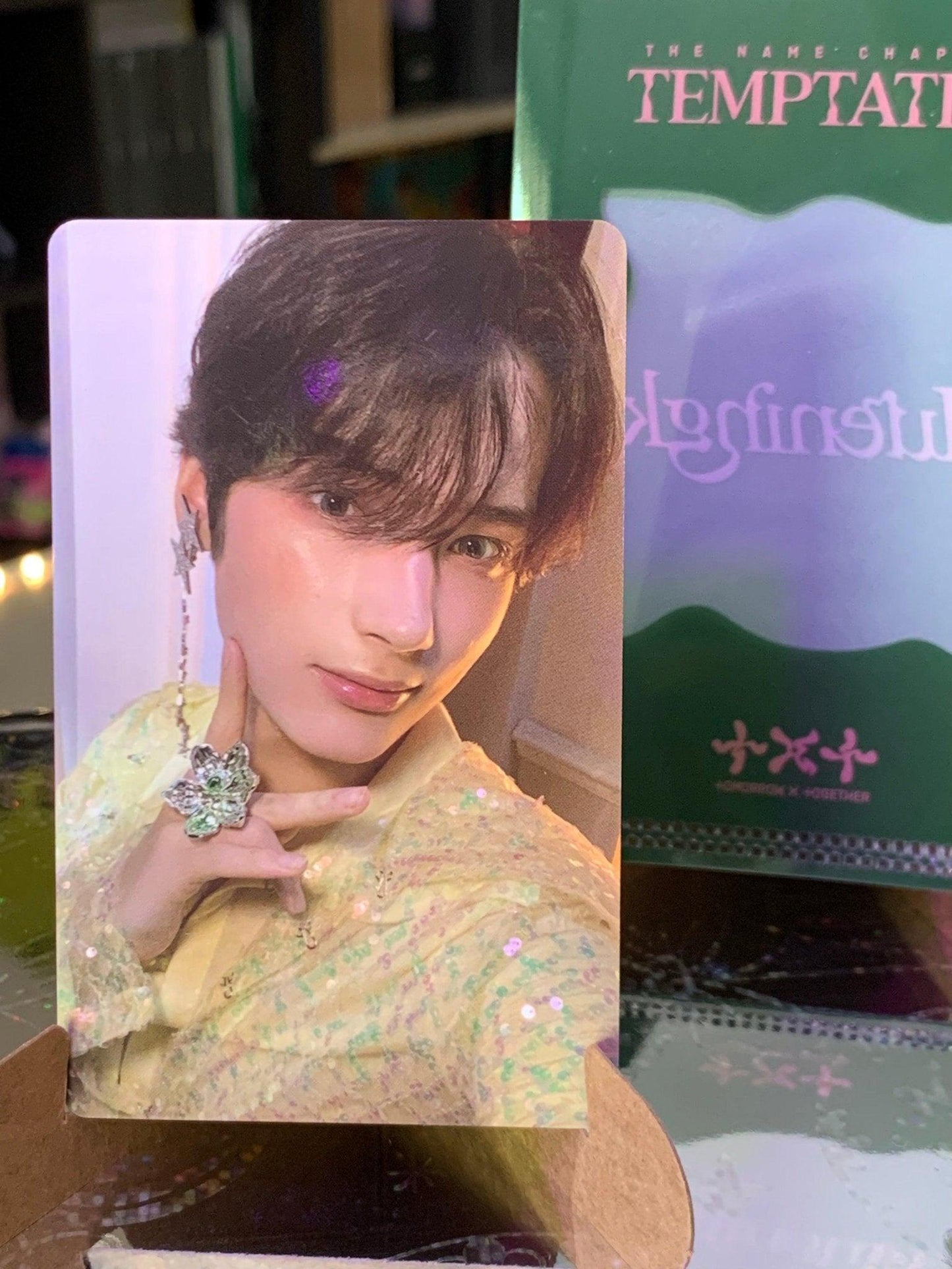 TXT - TEMPTATION 'LULLABY' WEVERSE P.O.B PHOTOCARDS + L HOLDER - K-POP WORLD (7382780379271)